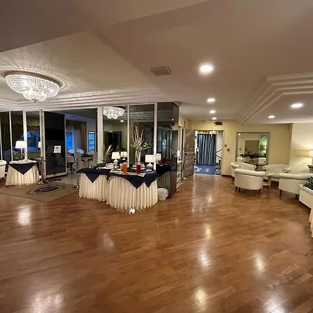 Hotel City