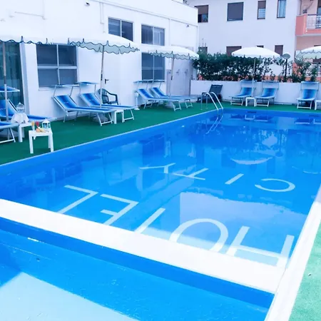 Hotel City Монтесильвано