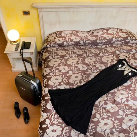 Hotel City 4* Монтесильвано