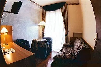 Hotel City 4* Монтесильвано