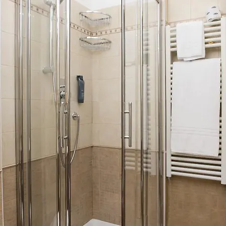 Hotel City Hotel 4*