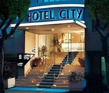 Hotel City Отель Монтесильвано