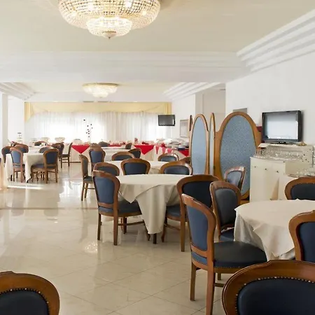 Hotel City 4* Монтесильвано